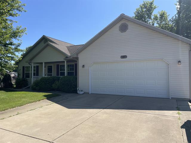 front view picture of 51999 Brachetto Street, Paw Paw, MI. 49079