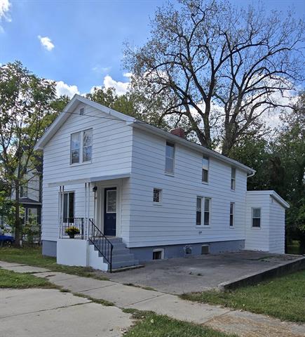 front view picture of 64 Union Street, Hillsdale, MI. 49242