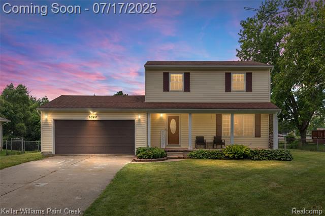front view picture of 1046 Stonehenge Rd, Flint, MI. 48532