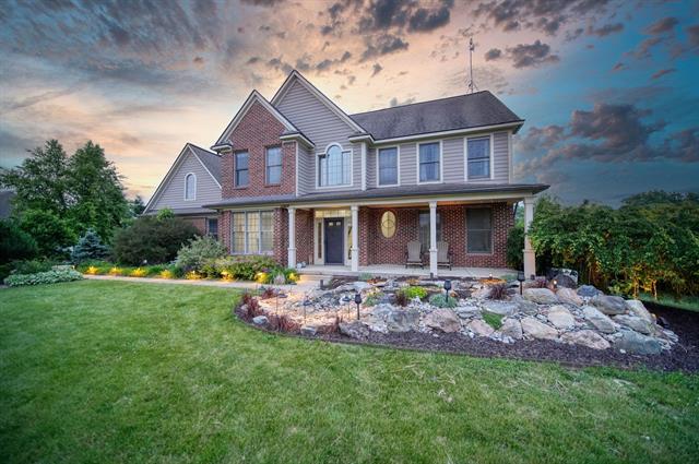 front view picture of 874 Pinecrest, Dexter, MI. 48130