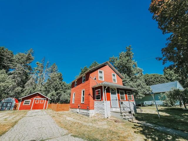 front view picture of 813 Prospect Street, Albion, MI. 49224