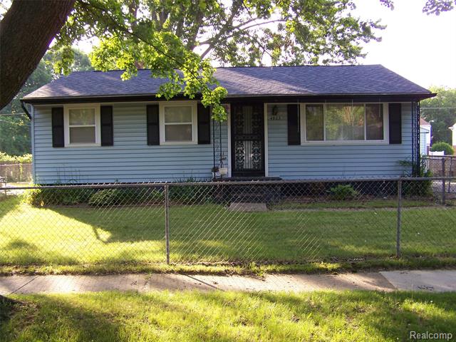 front view picture of 4923 Alpha Way, Flint, MI. 48506