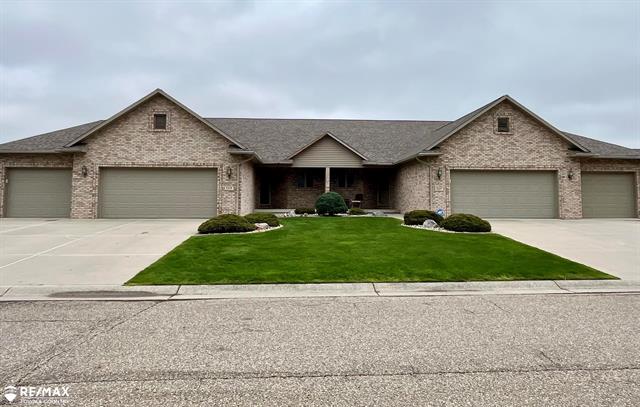 front view picture of 5335 Wyndemere Common Square, Swartz Creek, MI. 48473