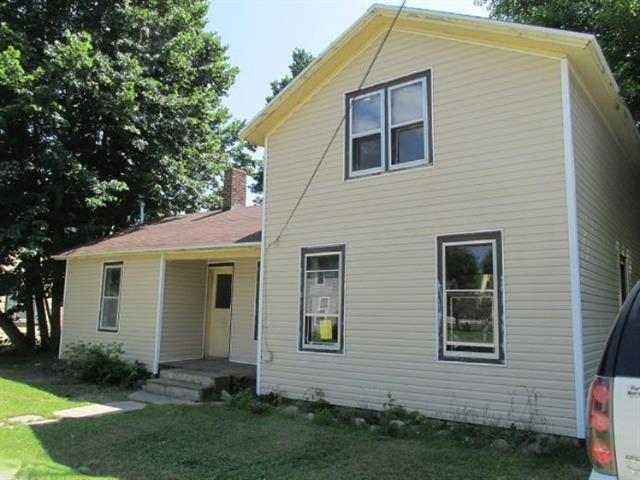 front view picture of 626 Washington Avenue, Lakeview, MI. 48850