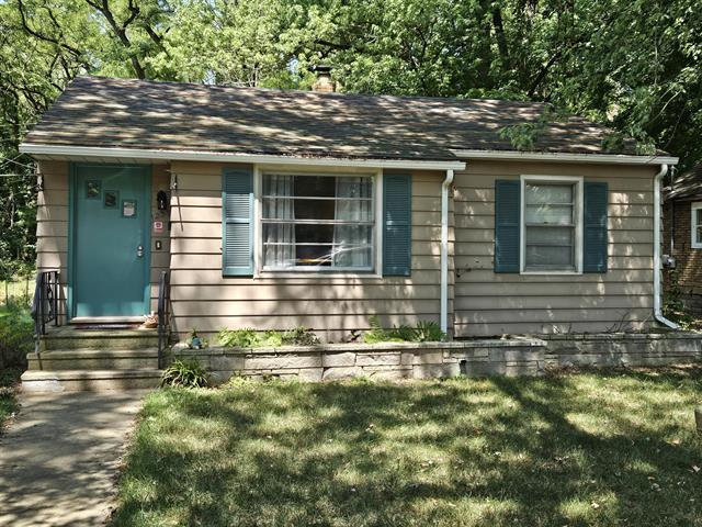 front view picture of 1235 Ravina Avenue, Benton Harbor, MI. 49022