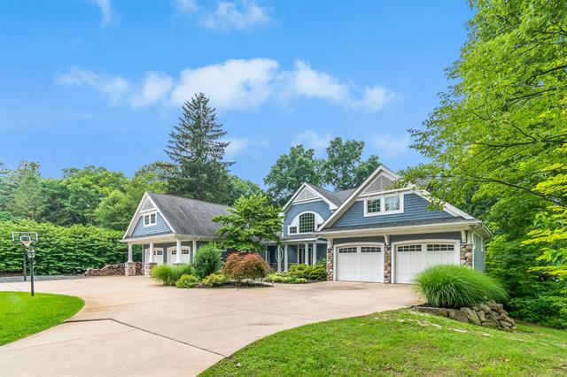 front view picture of 9765 Sterling Road, Richland, MI. 49083