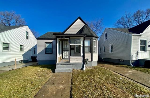 front view picture of 9156 Winthrop Street, Detroit, MI. 48228