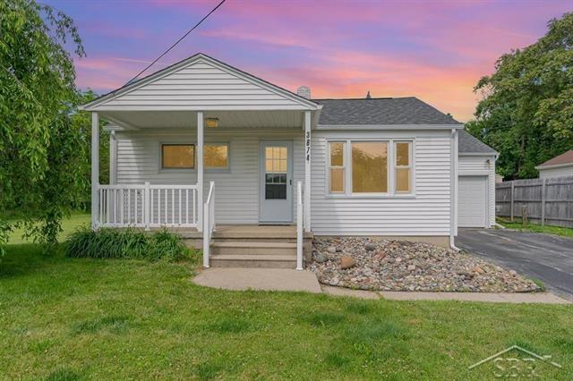 front view picture of 3874 Plum, Saginaw, MI. 48601