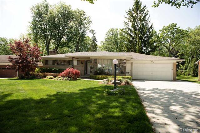 front view picture of 1040 Goodale Ave, Clawson, MI. 48017