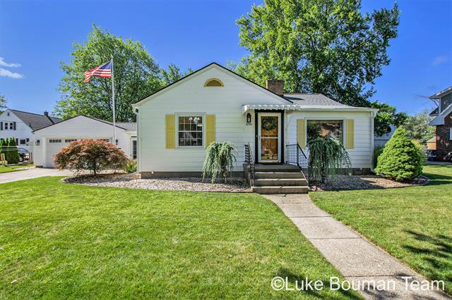 front view picture of 1246 Slayton Avenue, Grand Haven, MI. 49417