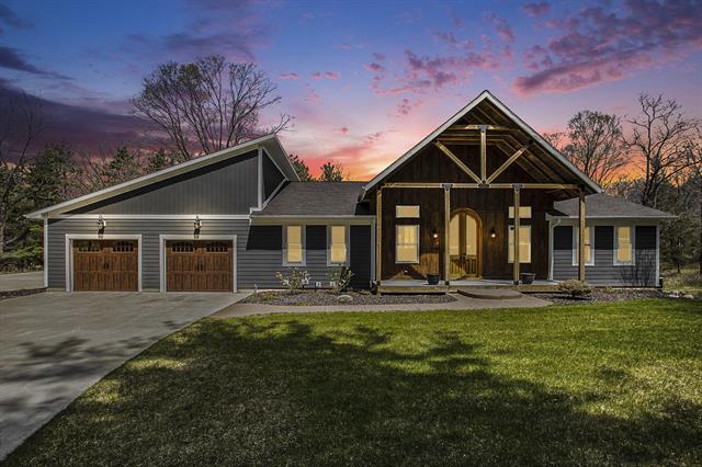 front view picture of 9584 W M-179, Middleville, MI. 49333