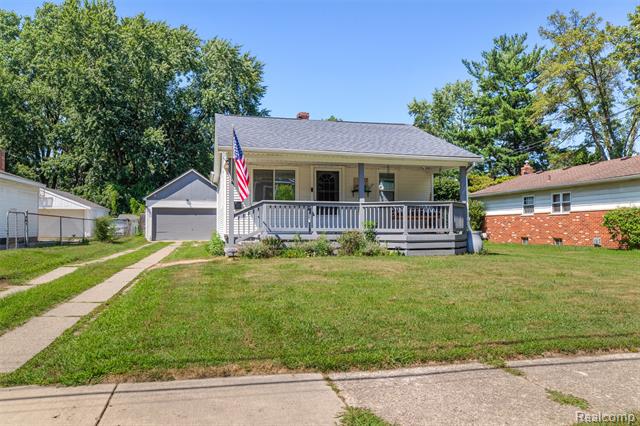 front view picture of 927 Goodale Ave, Clawson, MI. 48017
