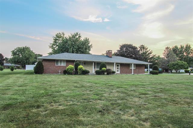 front view picture of 474 N Lane, Blissfield, MI. 49228