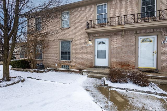 front view picture of 35522 Townley Drive, Sterling Heights, MI. 48312