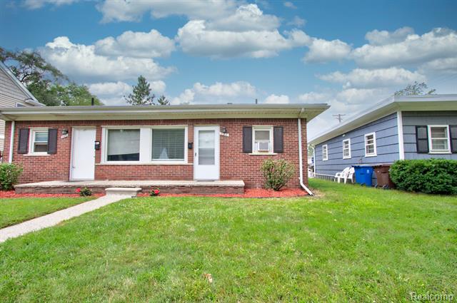 front view picture of 777 Adams, Plymouth, MI. 48170
