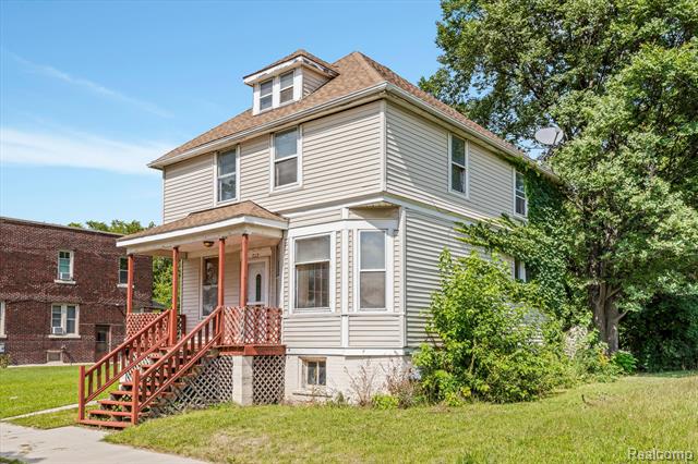front view picture of 712 W Grand Boulevard, Detroit, MI. 48216