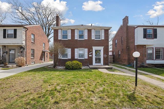 front view picture of 19340 Appoline Street, Detroit, MI. 48235