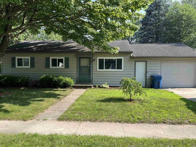 front view picture of 124 Eastman Street, Montrose, MI. 48457