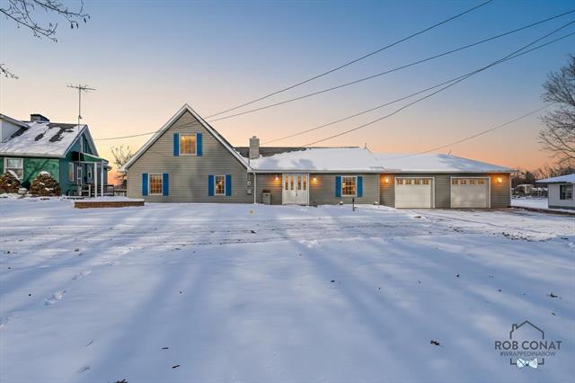 front view picture of 411 S Rock Lake Drive, Vestaburg, MI. 48891