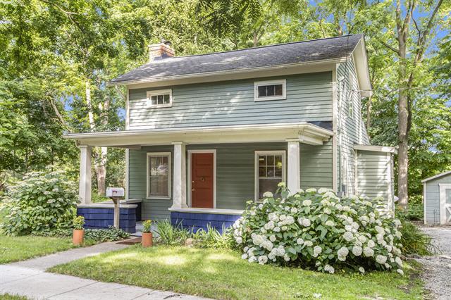 front view picture of 1308 Traver Road, Ann Arbor, MI. 48105