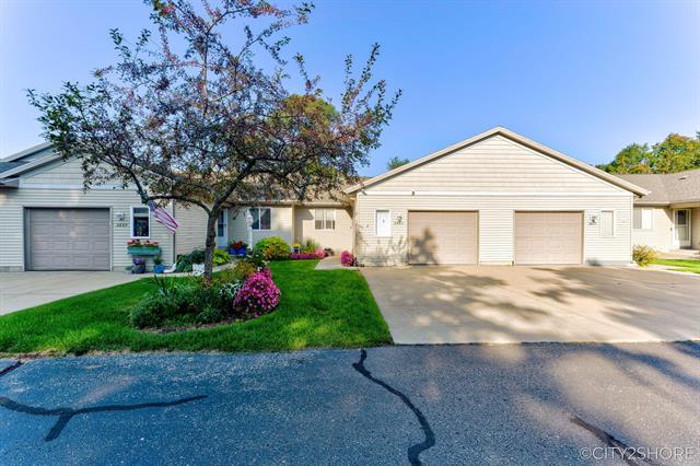 front view picture of 2883 Harmony Court, Wyoming, MI. 49519