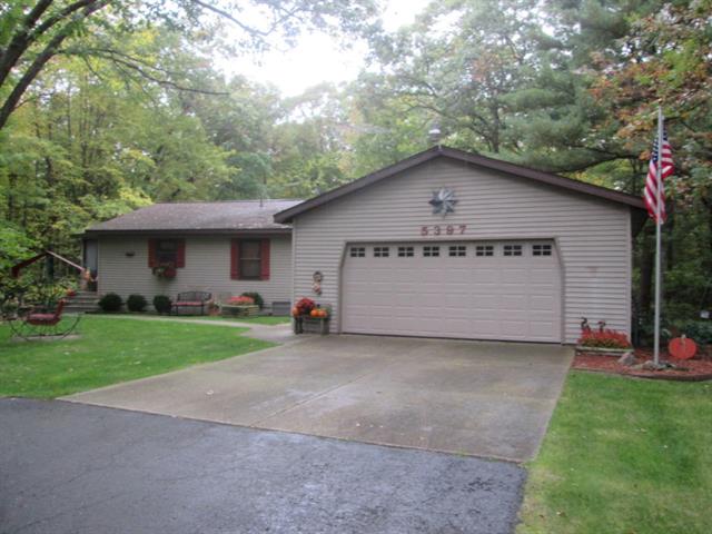 front view picture of 5397 E 80Th Street, Newaygo, MI. 49337