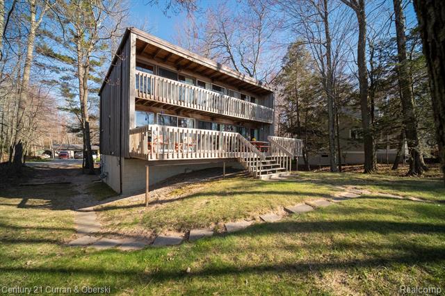 front view picture of 4450 Fox Farm, Manistee, MI. 49660