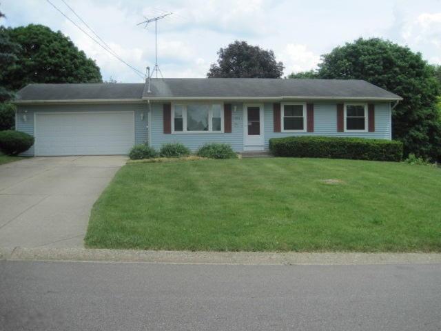 front view picture of 1162 Magnolia Street, Kalamazoo, MI. 49048