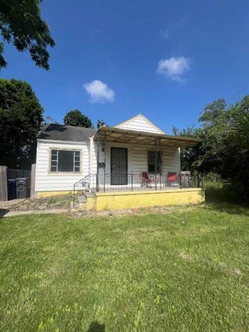 front view picture of 3501 Fleming Drive, Flint, MI. 48504