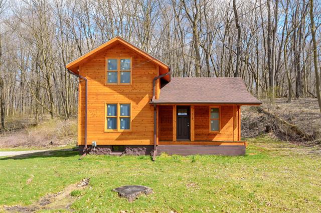 front view picture of 428 Worden Avenue, Kalamazoo, MI. 49048