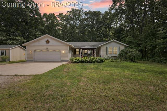 front view picture of 622 Caiden Alan Court, Muskegon, MI. 49442