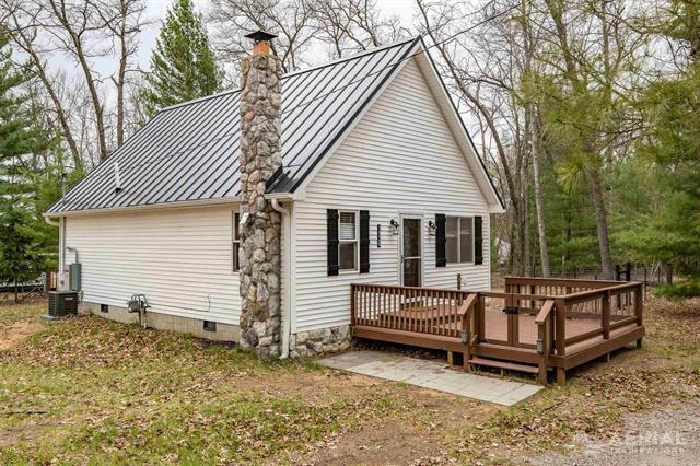 front view picture of 1920 Onondaga Trail, West Branch, MI. 48661