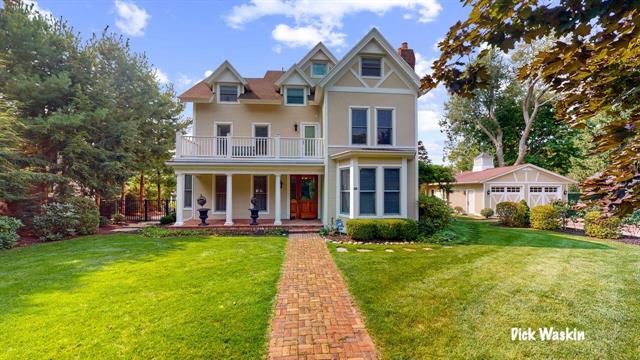 front view picture of 148 S Union Street, Douglas, MI. 49406