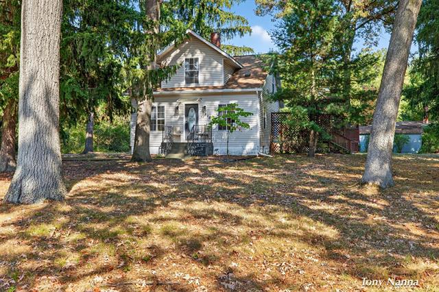 front view picture of 3878 E Laketon Avenue, Muskegon, MI. 49442