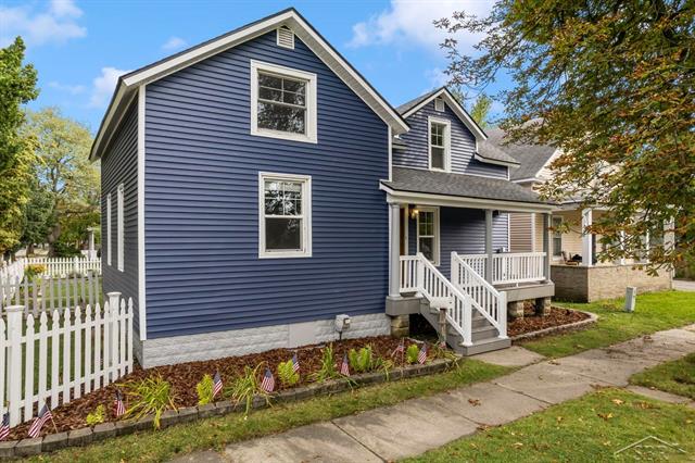 front view picture of 1201 S Chilson St, Bay City, MI. 48706