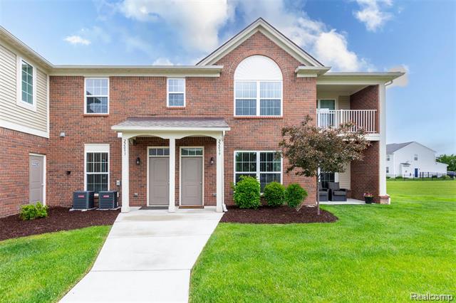 front view picture of 22093 Andover Drive, Macomb, MI. 48042