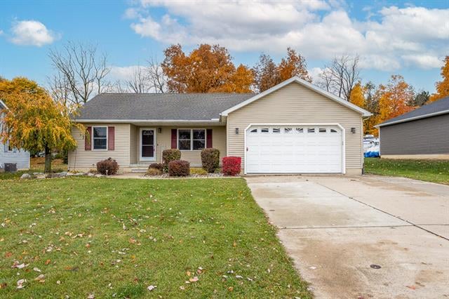 front view picture of 222 Brittany Boulevard, Onsted, MI. 49265