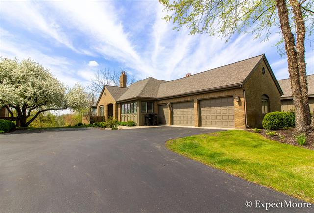 front view picture of 632 Cascade Hills Ridge Se, Grand Rapids, MI. 49546