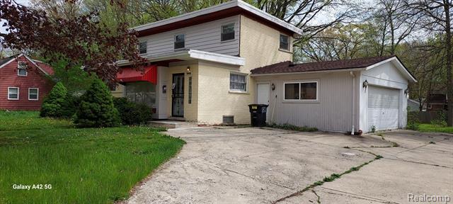 front view picture of 18200 Five Points Street, Redford, MI. 48240