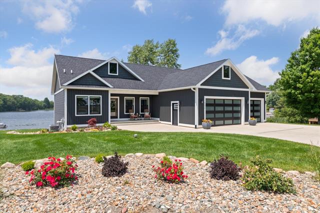 front view picture of 61436 Crystal Beach Drive, Sturgis, MI. 49091