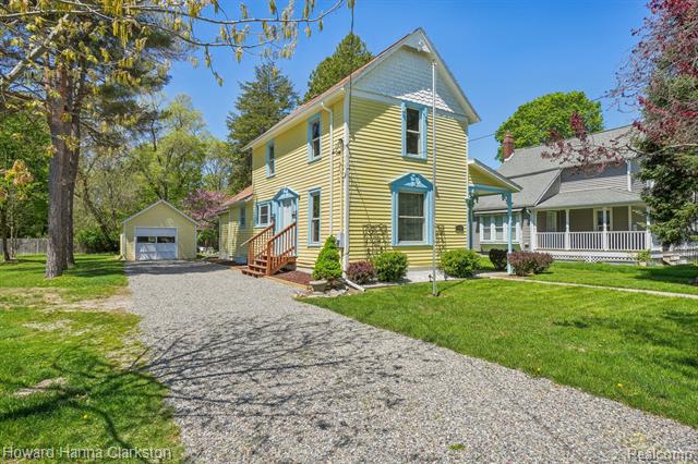 front view picture of 505 N Adelaide Street, Fenton, MI. 48430