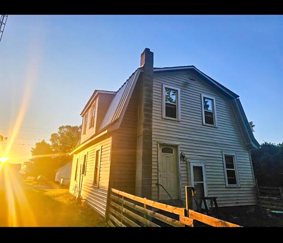 front view picture of 945 N Summit, Morenci, MI. 49256