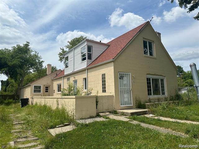 front view picture of 19531 Anvil Street, Detroit, MI. 48205