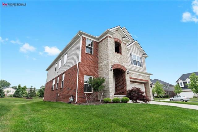 front view picture of 945 Reef Drive, Canton, MI. 48187