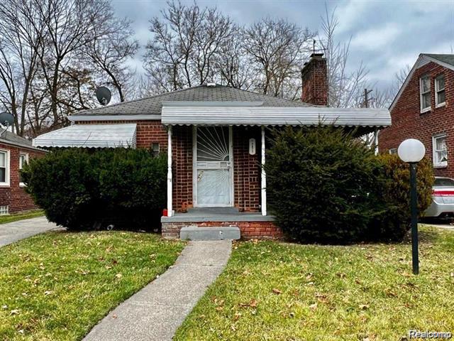 front view picture of 18071 Saint Marys Street, Detroit, MI. 48235
