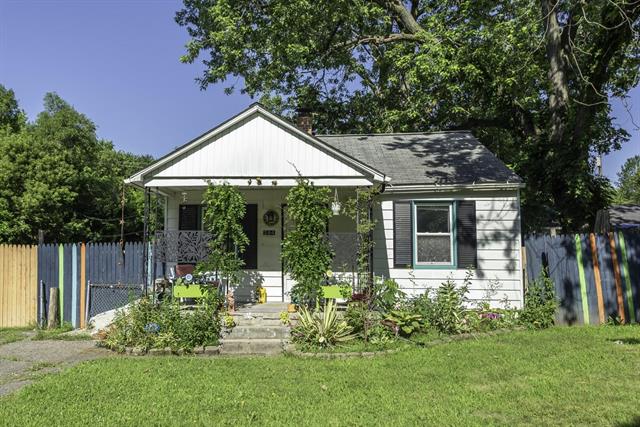 front view picture of 284 Devonshire Street, Ypsilanti, MI. 48198