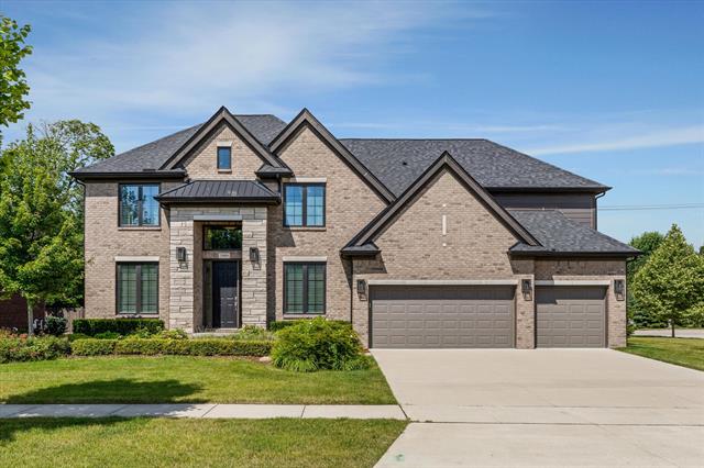 front view picture of 3909 Sandpiper, Troy, MI. 48083