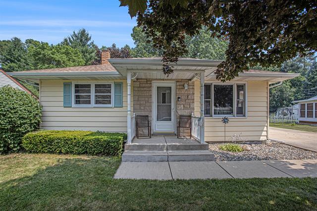 front view picture of 108 N Moorland Drive, Battle Creek, MI. 49015
