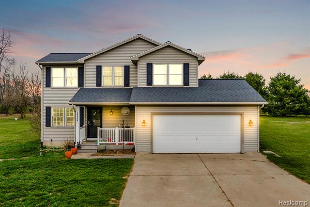 front view picture of 26556 Misty Way, Mattawan, MI. 49071