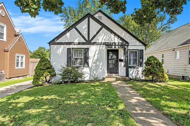 front view picture of 62 N Lavista, Battle Creek, MI. 49015